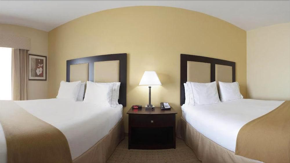 Holiday Inn Express Georgetown By Ihg Exterior foto