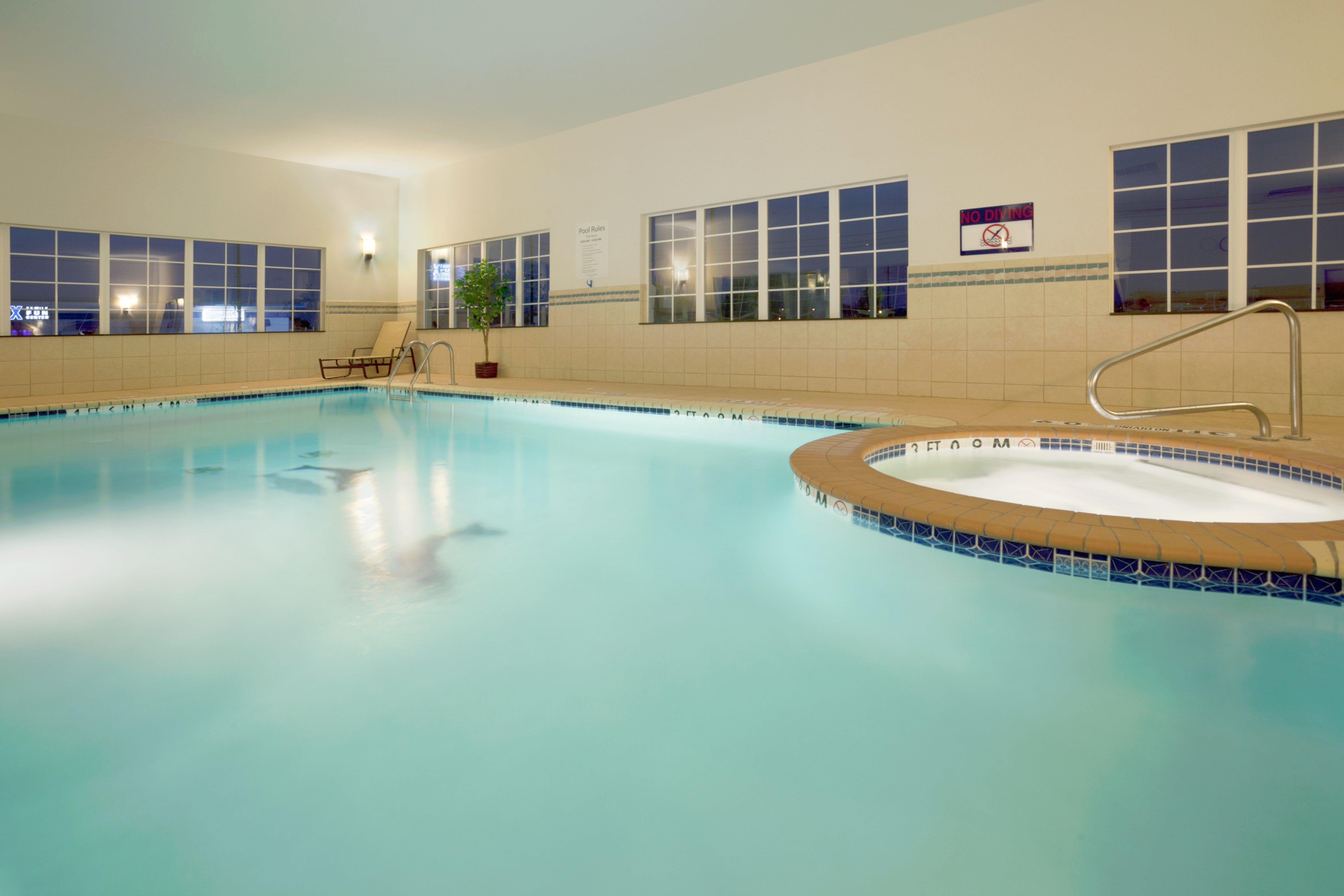 Holiday Inn Express Georgetown By Ihg Exterior foto